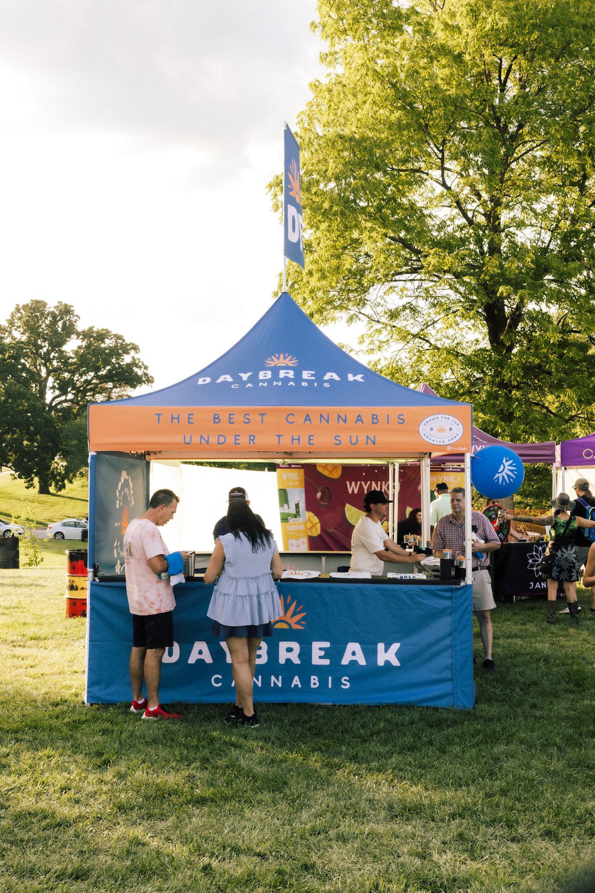 Moxie cannabis tent