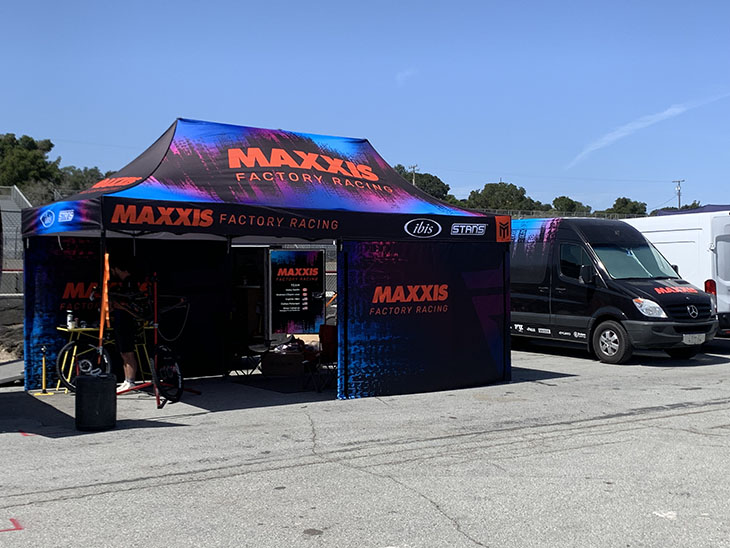 “MAXXIS