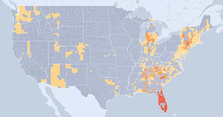 Map of the united states with colored zoned representing the magnitude of those affected by covid-19