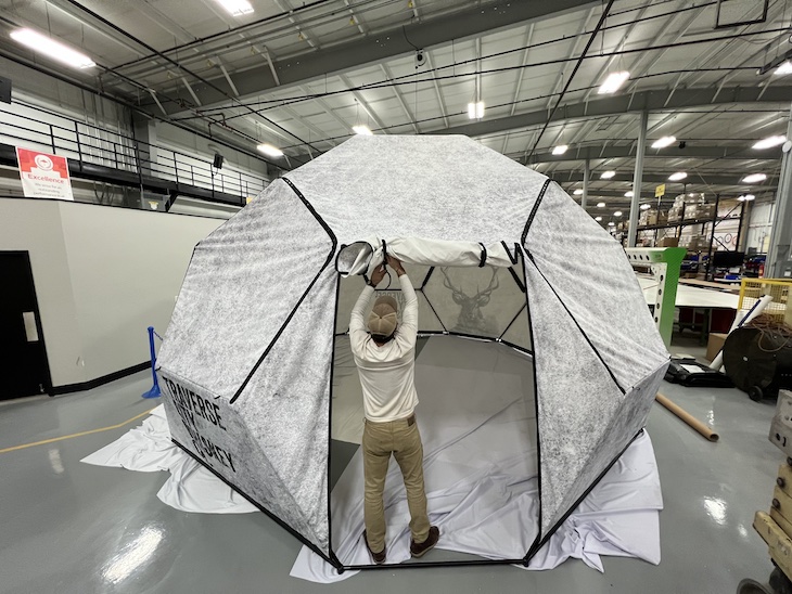 dome tent roll-updoor