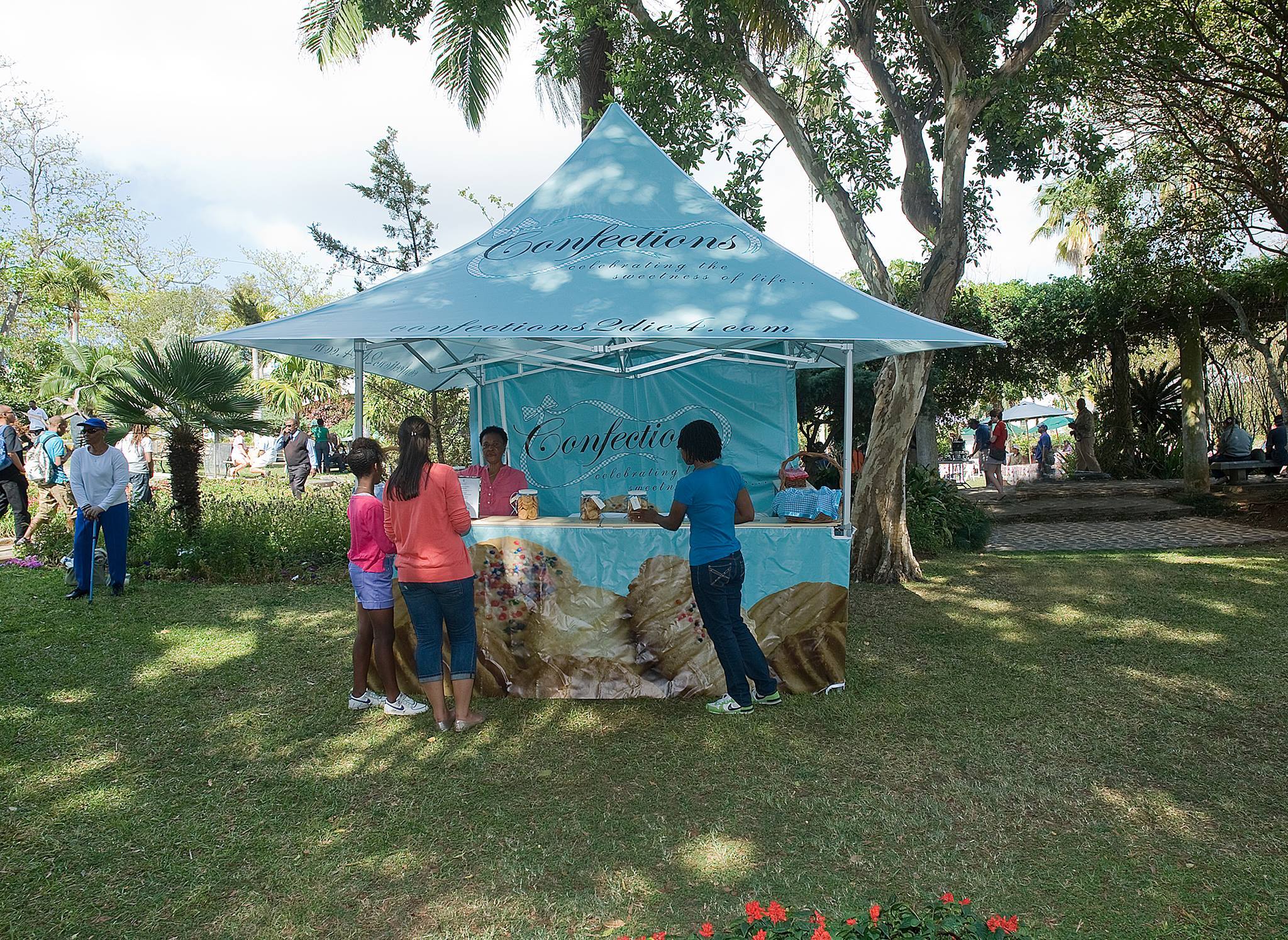 10x10 retail tent for confections company